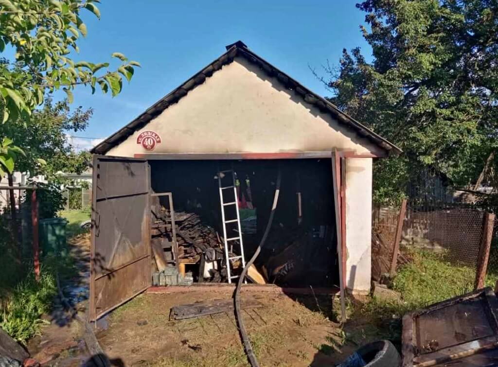Пожар в гараже Барановичи ул. Лидская